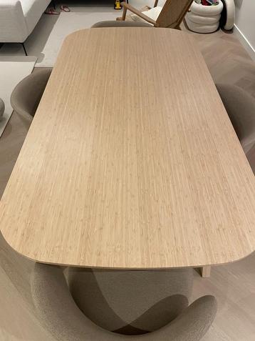IKEA VÖXLOV Table – 6 Months Old – €100 beschikbaar voor biedingen