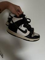 nike dunk, Ophalen of Verzenden, Zo goed als nieuw, Sneakers of Gympen