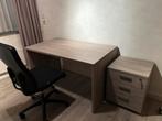 Bureau en kasten, Ophalen, Zo goed als nieuw