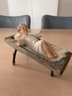 Antiek porseleinen kerstkindje., Diversen, Kerst, Ophalen of Verzenden, Zo goed als nieuw