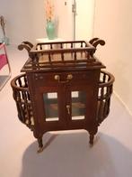 Victoriaanse Theetafel Tijdschriftenrek Mahoniehout, Antiek en Kunst, Antiek | Meubels | Tafels, Ophalen