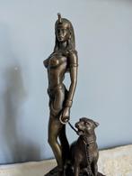 Cleopatra Queen of Egypt with Panther Bronze . Naar Cesaro, Antiek en Kunst, Ophalen of Verzenden