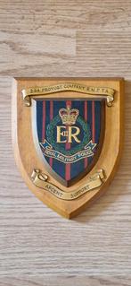 Wapenschildje Britse militaire politie, Verzamelen, Militaria | Algemeen, Ophalen of Verzenden, Marechaussee, Engeland, Embleem of Badge