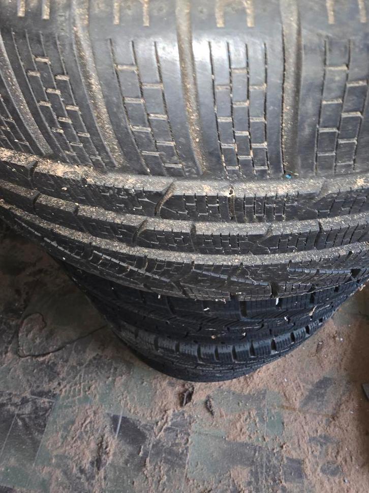 Breedset Winterbanden - Bijna Nieuw!, Auto diversen, Overige Auto diversen, Ophalen of Verzenden