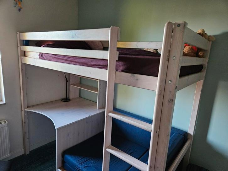 Leuke hoogslaper met bankje, uitschuifbed en bureau, Huis en Inrichting, Slaapkamer | Stapelbedden en Hoogslapers, Gebruikt, Hoogslaper