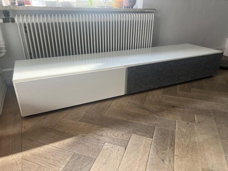 Design TV-meubel BoConcept – modern wit, 192 cm breed, Huis en Inrichting, Kasten | Televisiemeubels, Zo goed als nieuw, Minder dan 100 cm