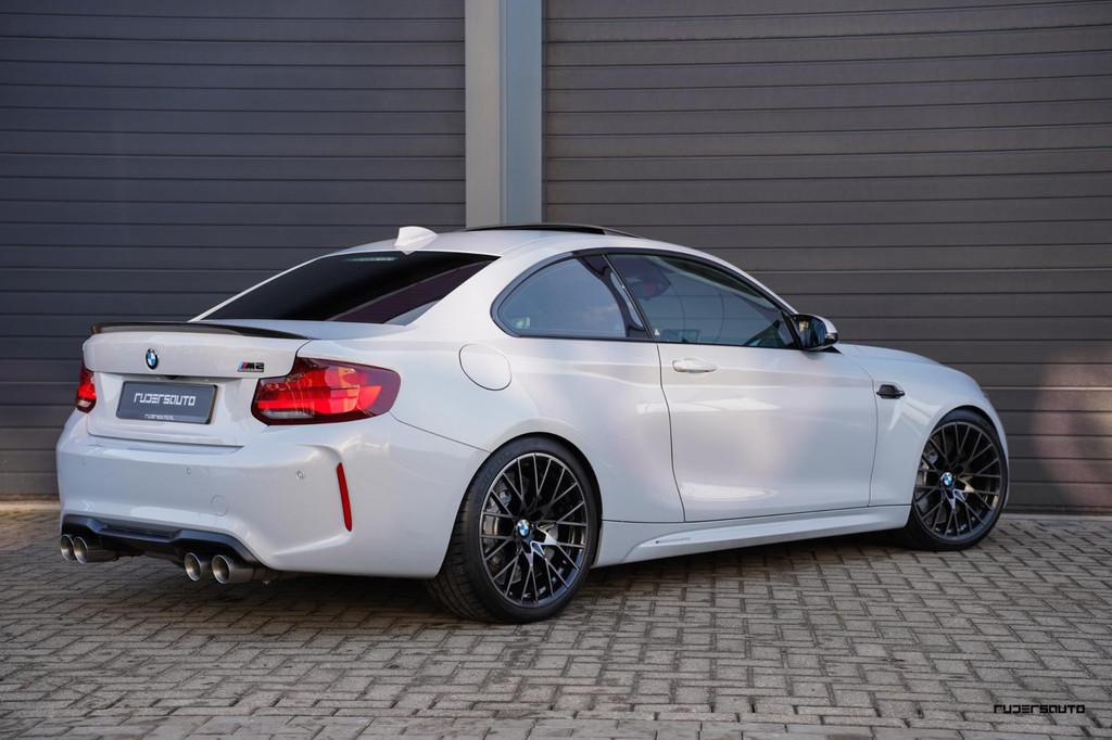 BMW M2 Competition | Trackpack | Schuifdak | KWv3 | Akrapovi, Automaat, Achterwielaandrijving, Gebruikt, 4 stoelen