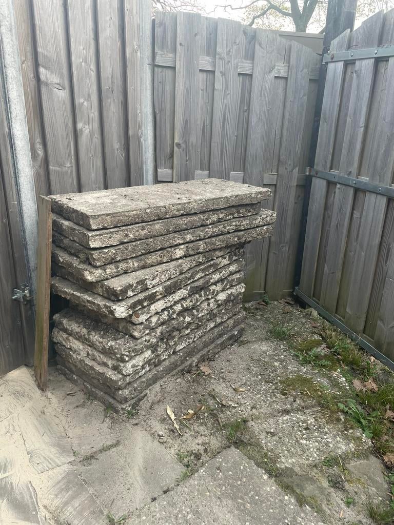 Grote grindtegels gratis!!!!, Ophalen of Verzenden, Gebruikt, Overige materialen