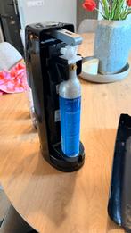 Sodastream met 2 flessen en co2 cilinder, Ophalen of Verzenden, Zo goed als nieuw