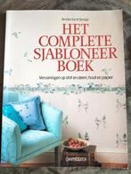 Amelia Saint George - Het complete sjabloneerboek, Ophalen of Verzenden, Zo goed als nieuw, Overige onderwerpen, Amelia Saint George