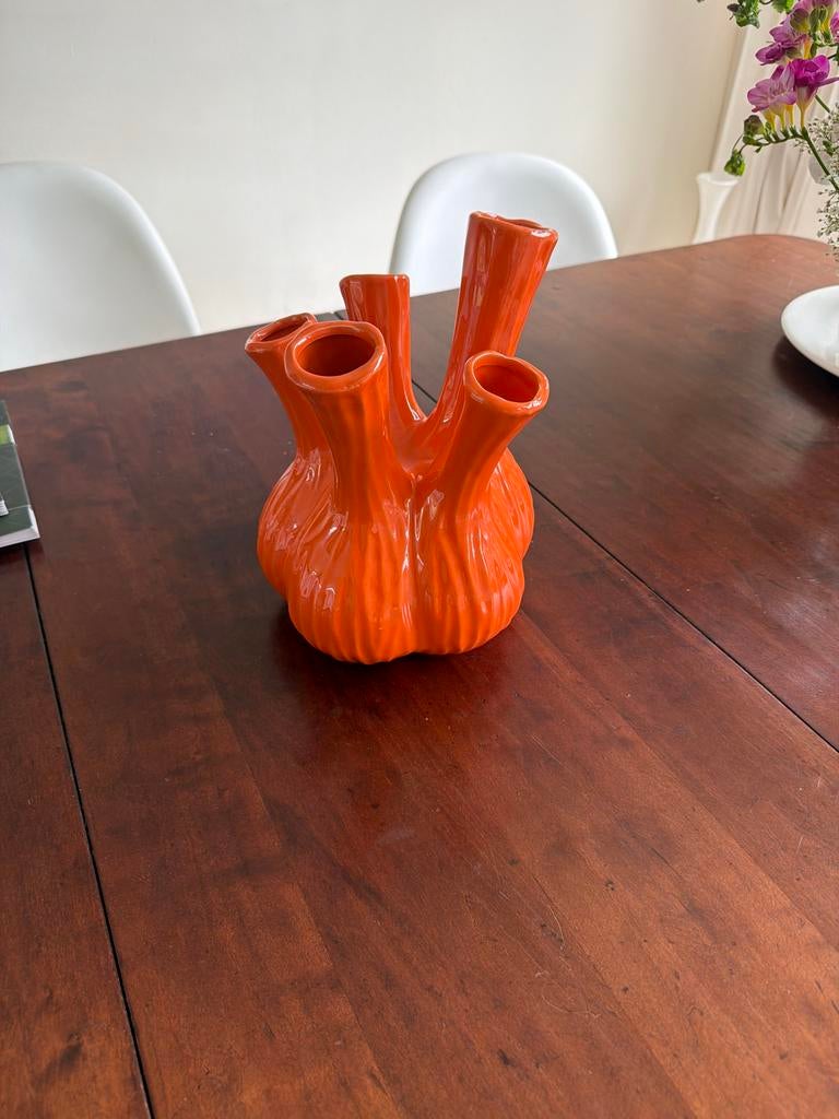 Prachtige oranje trompetvaas - Zo goed als nieuw, Ophalen of Verzenden, Zo goed als nieuw, Oranje, Aardewerk of Porselein