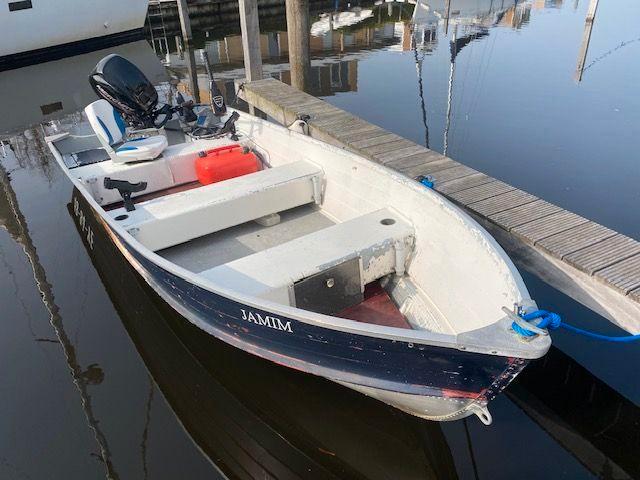 Aluminium visboot, Watersport en Boten, Vis- en Consoleboten, Gebruikt, Tot 10 pk, 3 tot 6 meter, Benzine, Buitenboordmotor, Aluminium