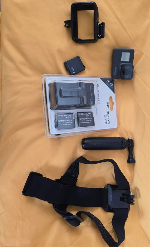 GoPro Hero 5 met nieuwe oplader  2 extra accu's en accessoir, Audio, Tv en Foto, Actiecamera's, Gebruikt, GoPro, Ophalen of Verzenden