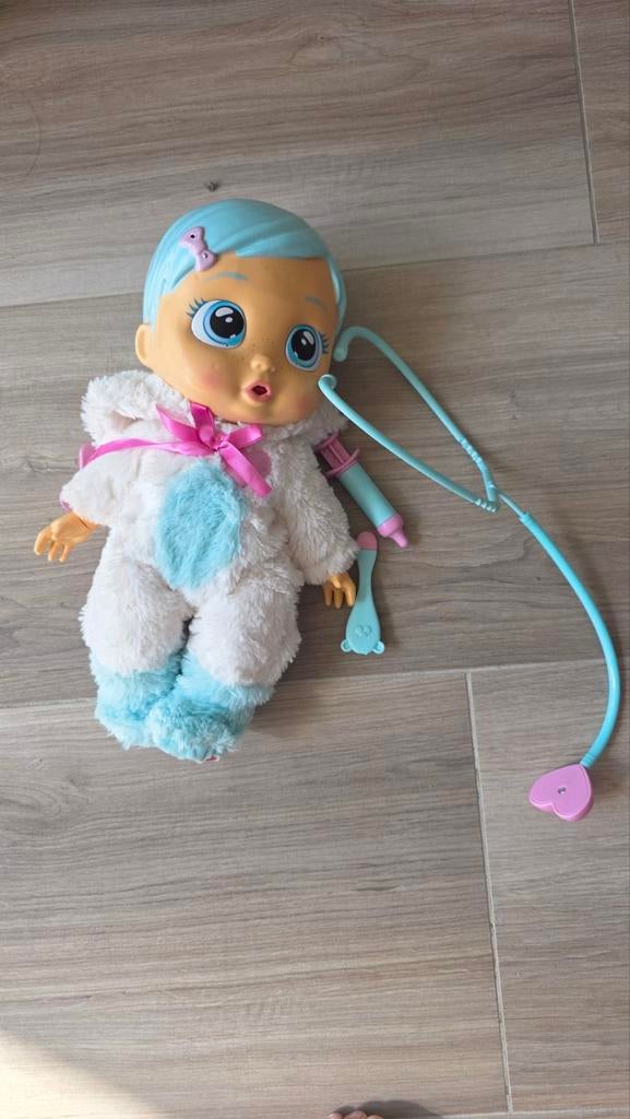 Cry Babies Babypop met accessoires, Ophalen of Verzenden, Gebruikt, Babypop