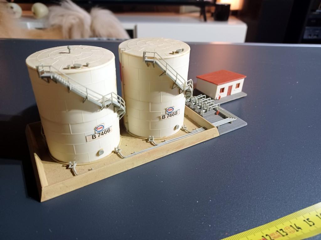 N Spoor Grote brandstof/gas opslag met vul/losstation deel 2, Overige merken, Gebruikt, Gelijkstroom of Wisselstroom, Brug, Tunnel of Gebouw