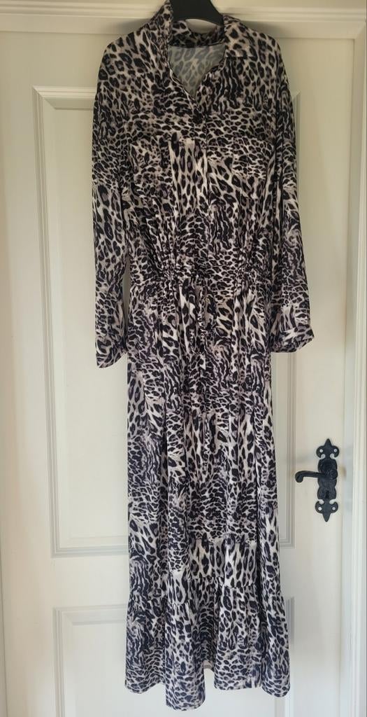Leuke lange jurk met print ladress la dress l xl, Kleding | Dames, Jurken, Verzenden, Zwart, Maat 46/48 (XL) of groter, Zo goed als nieuw