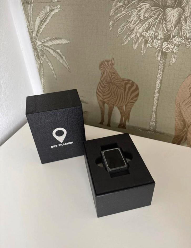 GPS Tracker D35 - Nieuw in doos, Sieraden, Tassen en Uiterlijk, Activity trackers, Nieuw, Zwart, Ophalen