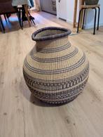 Zuid Afrikaanse gevlochten mand, Ophalen, Zo goed als nieuw, Rond, Riet