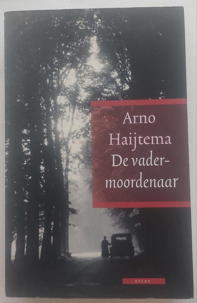 Arno Haijtema - De vadermoordenaar, Boeken, Ophalen of Verzenden, Gelezen, Arno Haijtema, Nederland