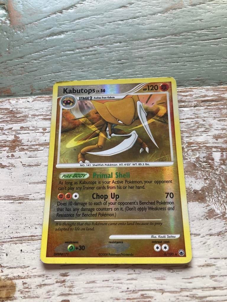 Pokemon kaart Kabutops Reverse Holo, Ophalen of Verzenden, Zo goed als nieuw