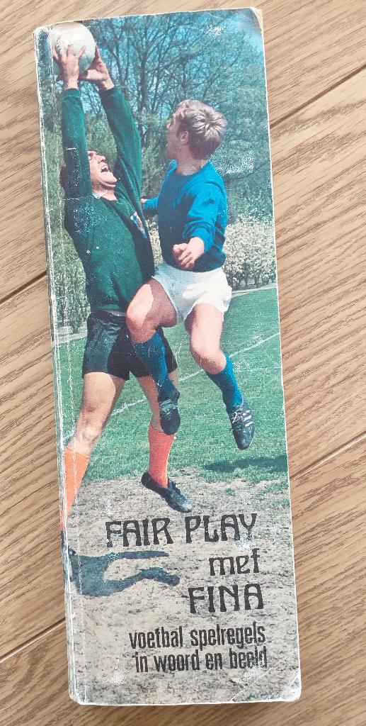 Plaatjesalbum Fair Play met FINA, spelregels, COMPLEET, Ophalen of Verzenden, Gelezen