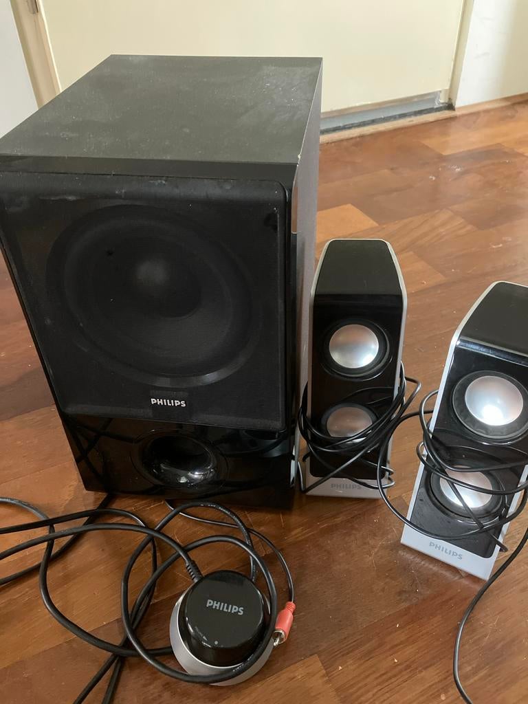 Philips 2.1 Speakerset met Subwoofer en Afstandsbediening, Computers en Software, Pc speakers, Ophalen of Verzenden, Zo goed als nieuw