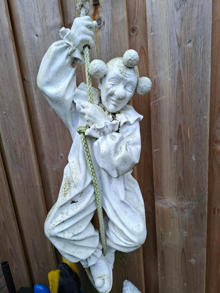 Vintage Beeld - Klimmende Clown, Tuin en Terras, Ophalen, Gebruikt, Beton, Tuinkabouter