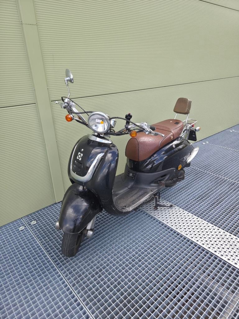 AGM Retro Scooter | Loopt Goed | E-start | Geel Kenteken, Ophalen, Gebruikt, Overige modellen, Maximaal 45 km/u