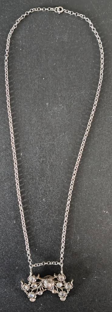 Zilveren ketting met roosdiamanten hanger, Gebruikt, Ophalen of Verzenden, Met edelsteen, Zilver