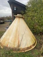 Grote silo trechter om bijv hooimijt van te maken
