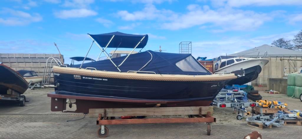 Clever Mirage 600 sloep 3 cylinder diesel buiskap biminitop, Watersport en Boten, Ophalen, 10 tot 30 pk, Gebruikt, Binnenboordmotor