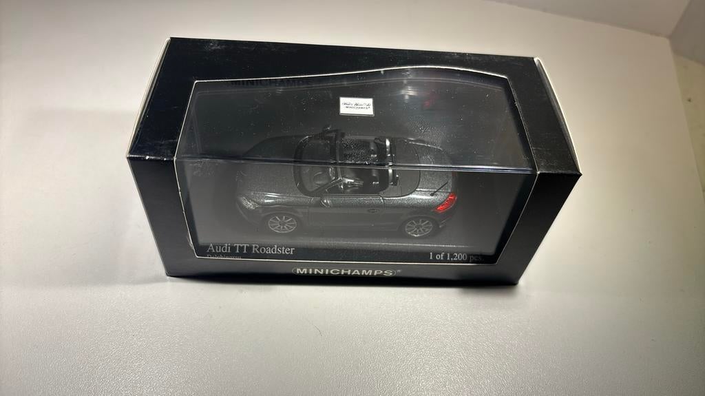 Audi tt cabriolet minichamps 1.43, Hobby en Vrije tijd, Modelauto's | 1:43, Ophalen of Verzenden, A, A, A