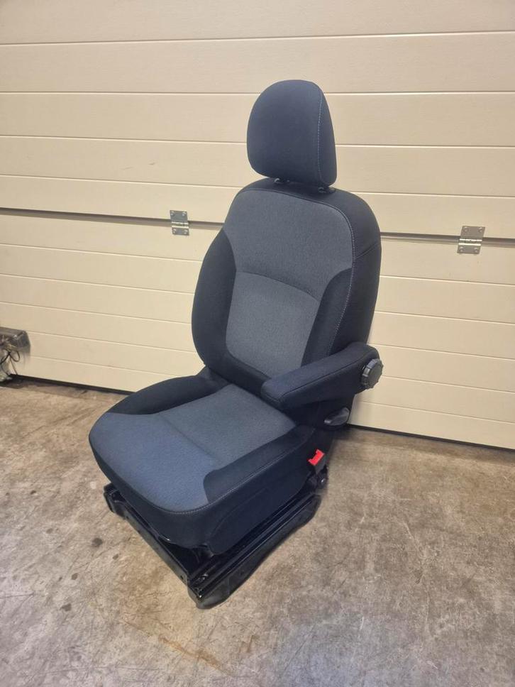 OPEL VIVARO - RENAULT TRAFIC COMFORT BIJRIJDERSSTOEL - STOEL, Auto-onderdelen, Interieur en Bekleding, Opel, Renault, Ophalen