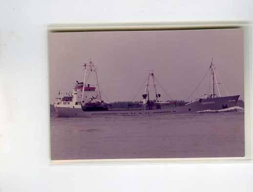 scheepvaart-foto-cederborg, Verzamelen, Ophalen of Verzenden, Zo goed als nieuw, Motorboot, Boek of Tijdschrift