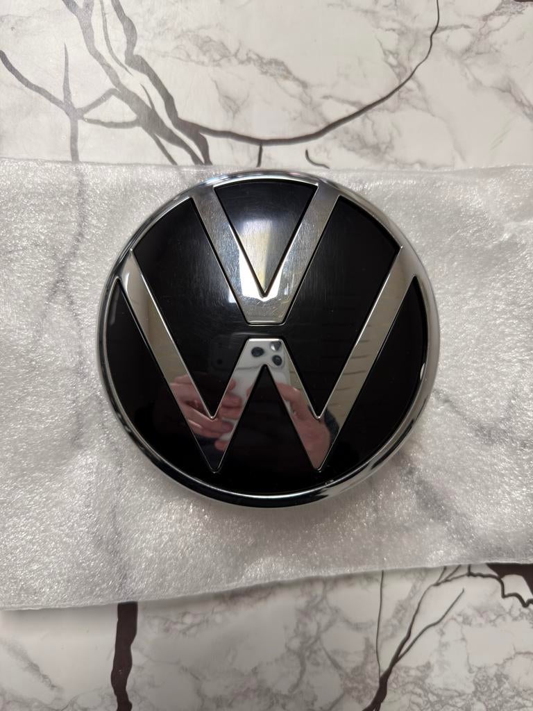 Volkswagen logo orgineel golf8,arteon,passat,polo,Troc, Ophalen, Gebruikt, Volkswagen