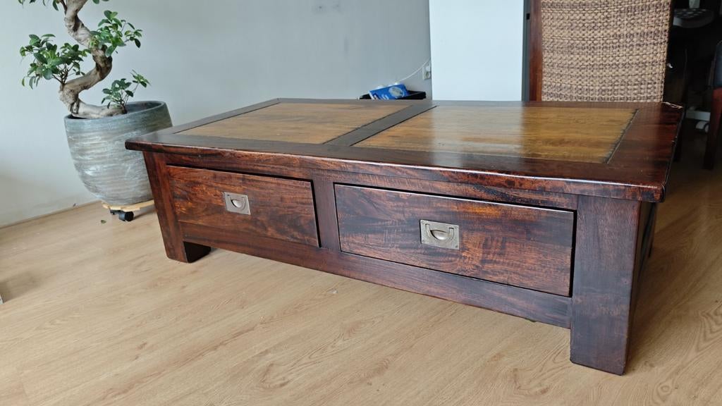 Koloniale salontafel van kersenhout met 2 lades, Ophalen, Gebruikt, 100 tot 150 cm, 50 tot 100 cm