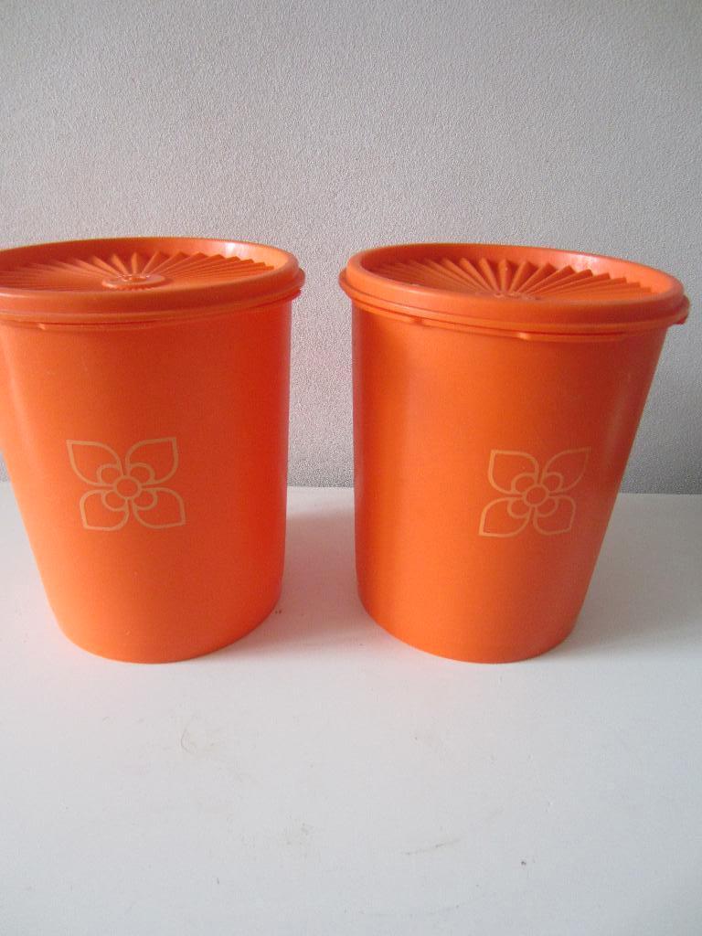 2 retro voorraadbussen met sterrendeksel van Tupperware, Ophalen of Verzenden, Zo goed als nieuw, Oranje, Bus of Trommel