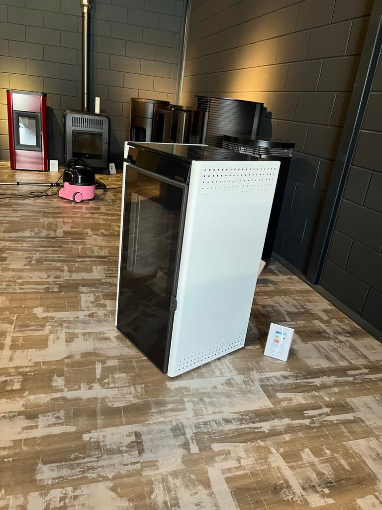 Ecoforest Moon II Pelletkachel, Ophalen, Overige brandstoffen, Nieuw, Pelletkachel