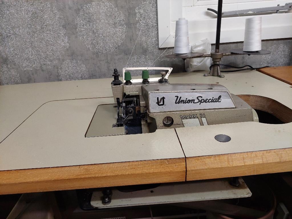 fabrieks afwerk machine, Gebruikt, Lockmachine, Industrieel, Ophalen