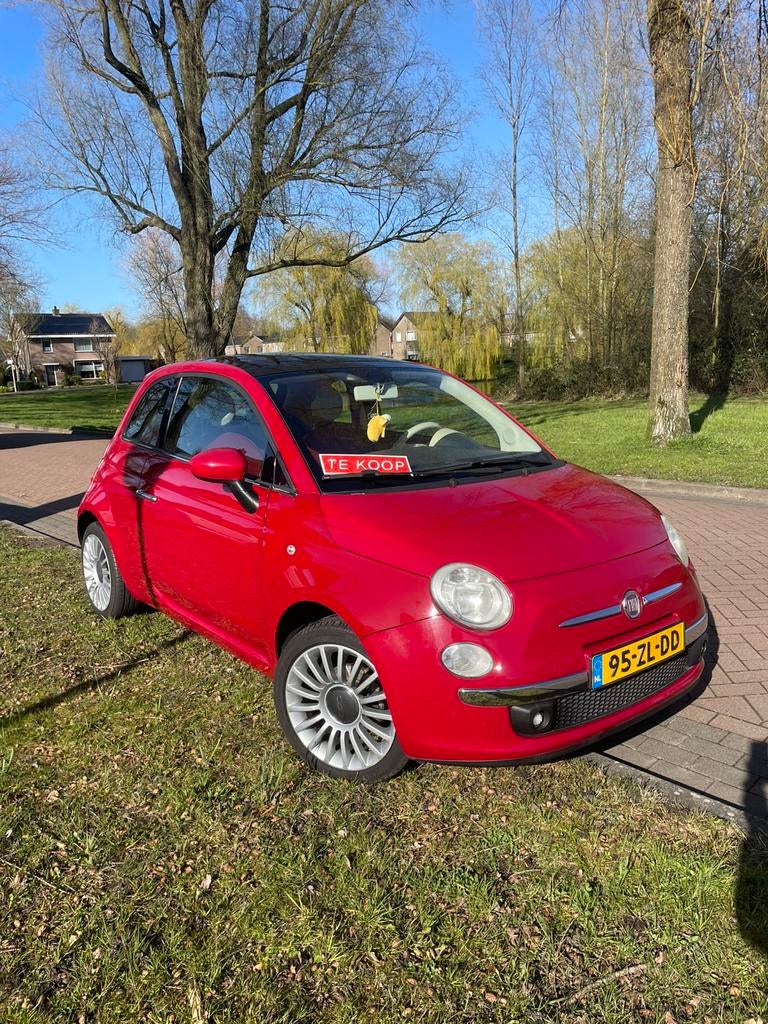 Fiat 500 1.2 C 2008 Rood, 1242 cc, 4 cilinders, 840 kg, 4 stoelen