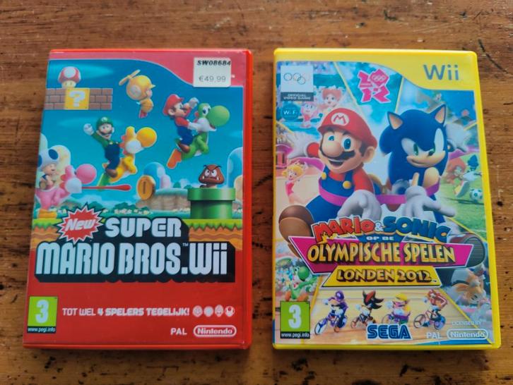 Wii Games: New Super Mario Bros. & Mario & Sonic, Spelcomputers en Games, Games | Nintendo Wii, Zo goed als nieuw, Platform, 3 spelers of meer
