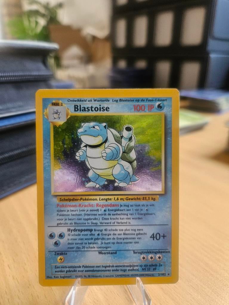 Blastoise 2 / 102 - base set - Nederlands met swirl, Ophalen of Verzenden