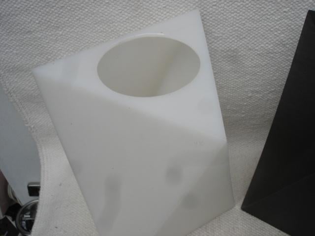 2 stuks Delta II vazen by WET, Huis en Inrichting, Kunststof, Overige kleuren, Ophalen of Verzenden, Zo goed als nieuw