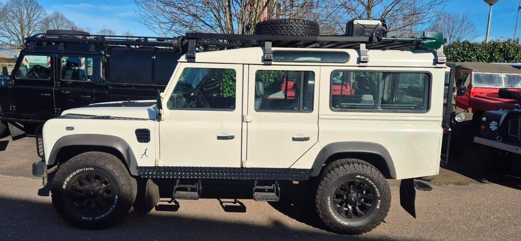 Land Rover DEFENDER 300TDi automaat 110" Stationwag., Automaat, Gebruikt, 4 cilinders, 2495 cc