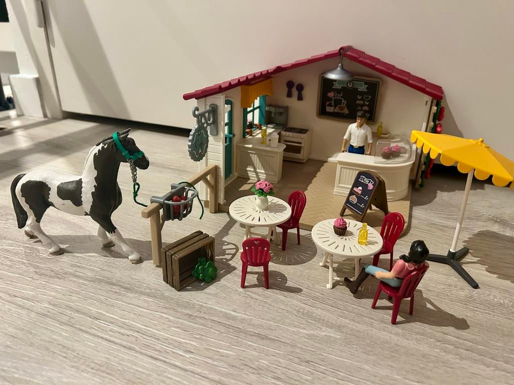 Schleich Horse Club Ruitercafé (42592), Ophalen of Verzenden, Gebruikt