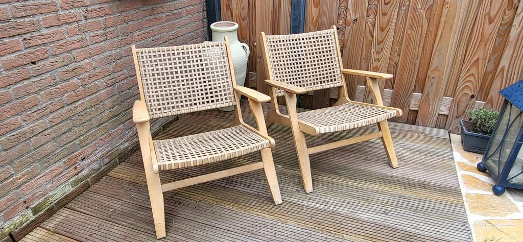2x Kave Home Stoel Grignoon Acaciahout en Geweven Riet, Ophalen, Zo goed als nieuw, Rotan