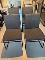 Stoelen, Ophalen, Zo goed als nieuw