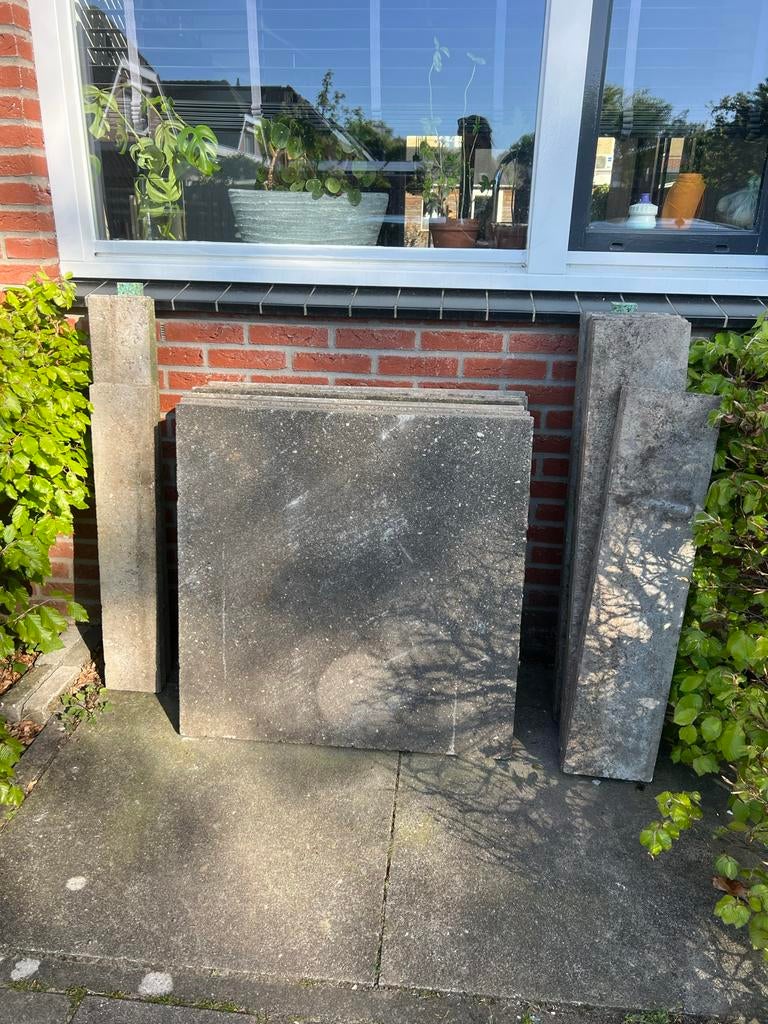 Gebruikte betonnen terrastegels en opsluitbanden, Tuin en Terras, Tegels en Klinkers, Ophalen, Gebruikt, Minder dan 5 m², Beton