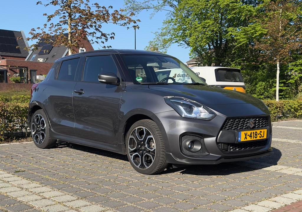 Suzuki Swift Sport Hybrid (2020) – Stage 2 | 187PK |, Auto's, Suzuki, Stof, 40 €/maand, Zwart, 4 cilinders