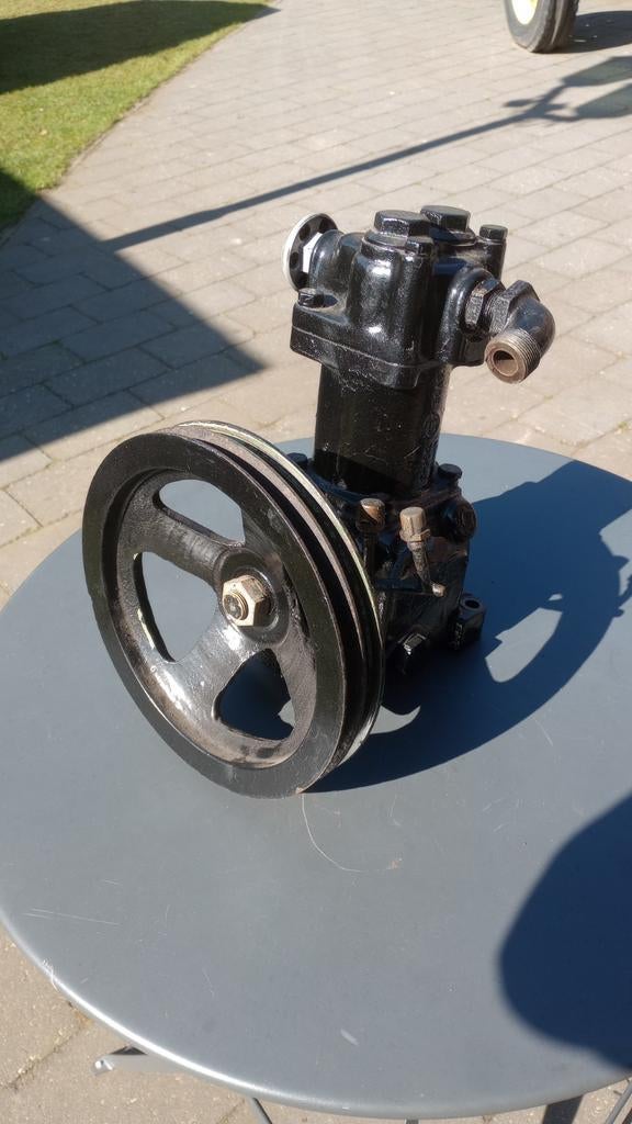 Bosch Compressor - Robuust en Betrouwbaar, Ophalen, Gebruikt, Minder dan 200 liter/min